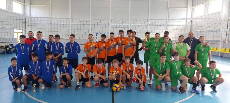 Ученически игри по волейбол за момчета 5-7клас