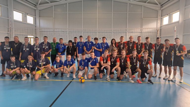 Ученически игри по волейбол за юноши 11-12клас