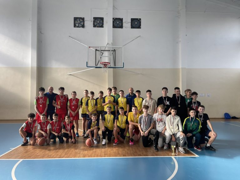 Ученически игри по баскетбол за момчета 5-7клас