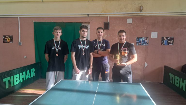 Ученически игри по тенис на маса  за юноши 11-12 клас