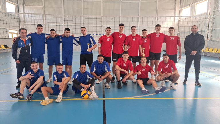 Областни ученически игри по волейбол юноши 11-12клас