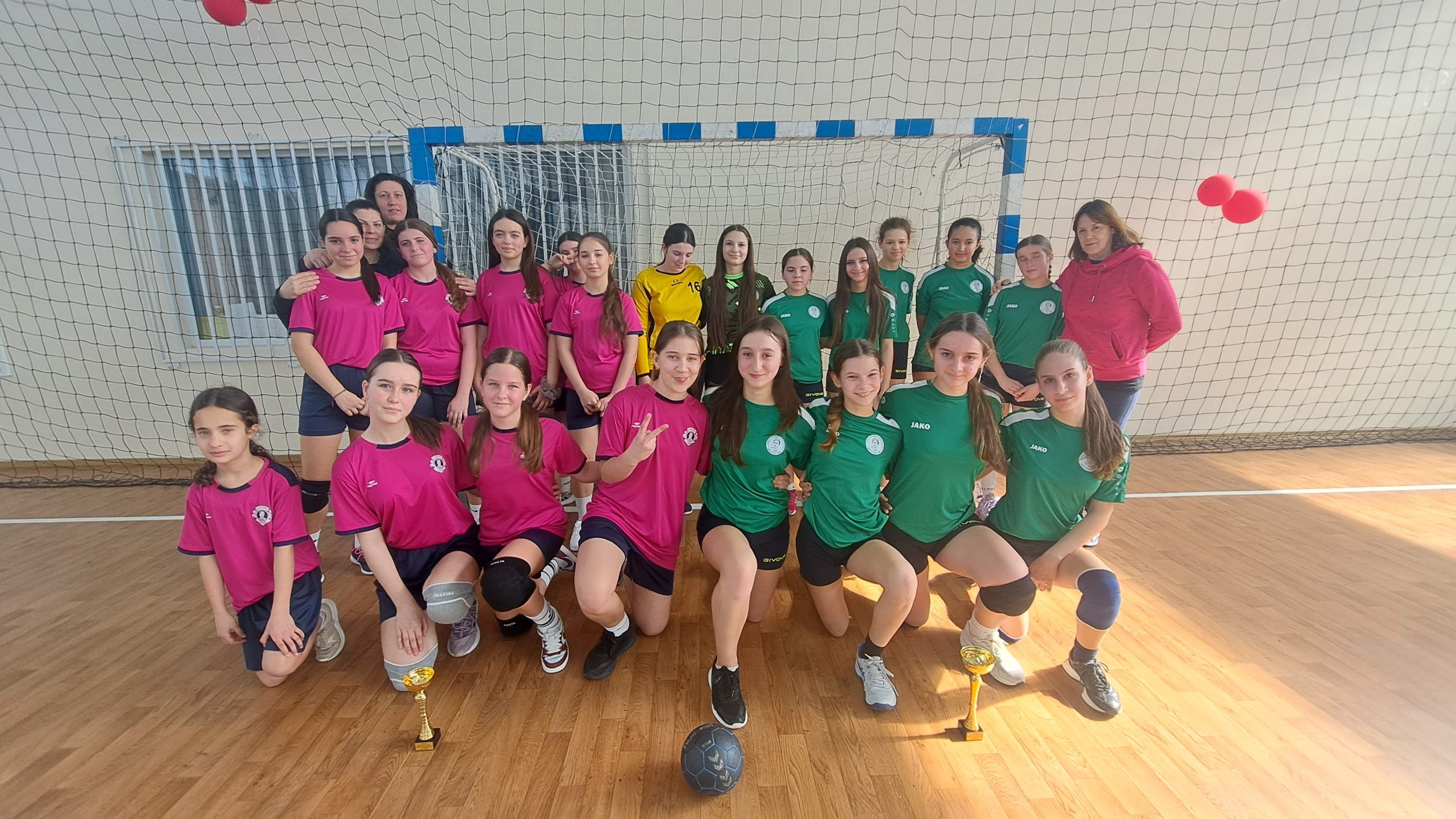 Областни игри по хандбал за момичета и момчета 5-7клас