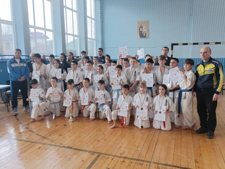 Турнир за купата на УСШ по карате Шинкиокушин